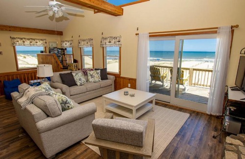 Corolla Casa | OCEANFRONT, 4-wheel drive area, Wild Horses, Ocean Views! 4x1662, Dolphin Watch