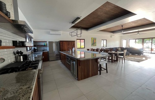 Placencia Villa | Oceanfront 5 Bedroom Private Island Villa w/ Pool