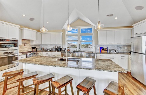 Salvo Casa | Oceanfront-6B/6.5B, Elevator, Gameroom, SaltPool, Hot Tub, Cabana