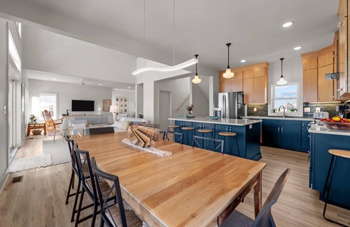Salvo Casa | Oceanfront 7025 - The Cure: 5-Bedroom House in Salvo, NC with Private Pool