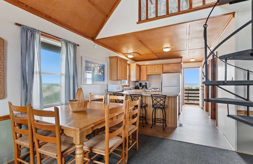 Kitty Hawk Cabaña | Oceanfront Amazing Sunrise!