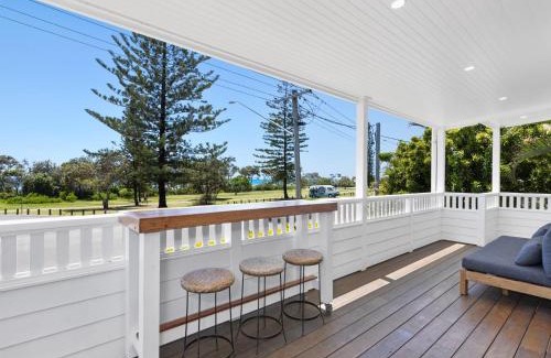 Kingscliff Casa | Oceanfront Beach House On Marine Parade