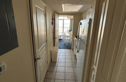 Crescent Beach Condominio | Oceanfront Condo Direct Oceanfront Views, Baywatch