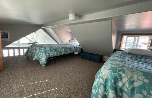 Smith River Casa | Oceanfront Cabin 6 W Jacuzzi &awe-inspiring View