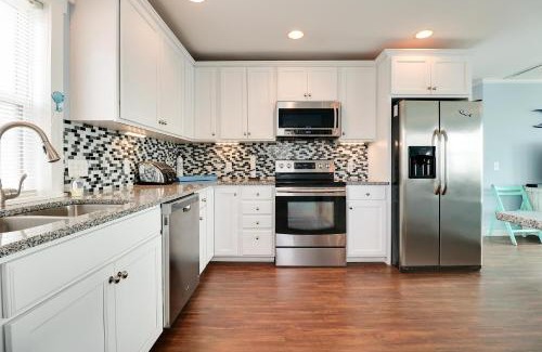 North Carolina Coast Casa | Oceanfront Carolina by Carolina Beach Realty