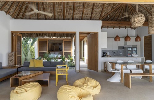 Barra de Colotepec Apartamento | Oceanfront Casa #3 part of Eco Villas La Flia