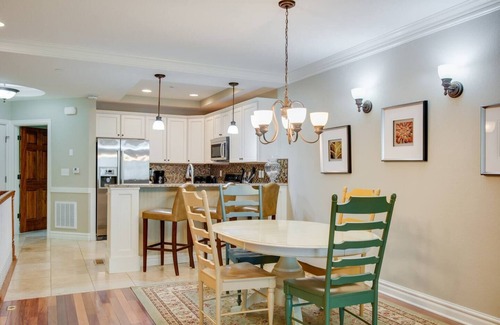 Kill Devil Hills Condominio | Oceanfront Condo! Indoor Pool & Hot Tub! Kill Devil Hills, NC