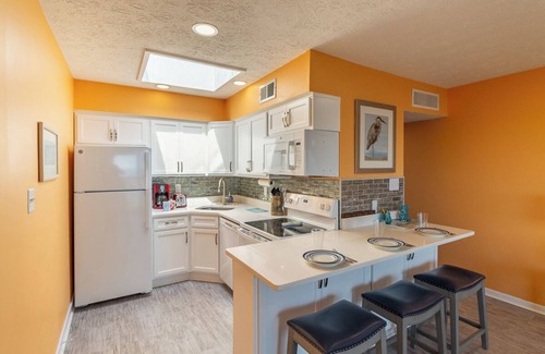 Duck Condominio | Oceanfront Condo in Duck w/ Community Amenities