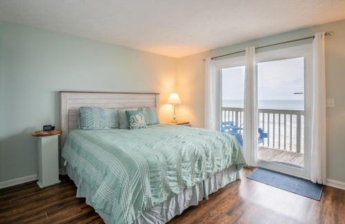 Kure Beach Casa | Oceanfront Condo with 3+ Pools - Ocean Dunes 2105