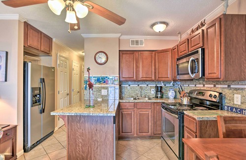 North Beach Condominio | Frente al mar Corpus Christi Condo w / Pool!