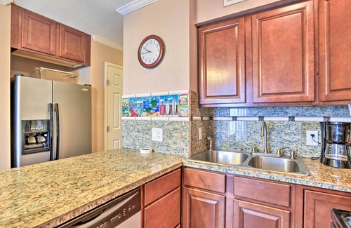 North Beach Condominio | Frente al mar Corpus Christi Condo w / Pool!