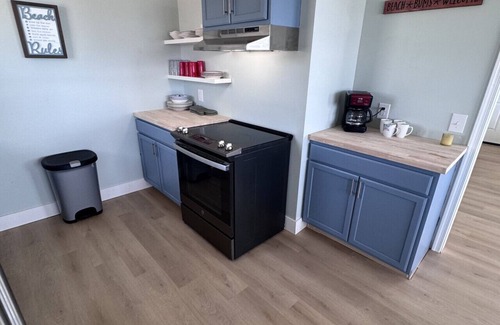 South Nags Head Cabaña | Oceanfront Cottage, S Nags Pet Friendly! MP19