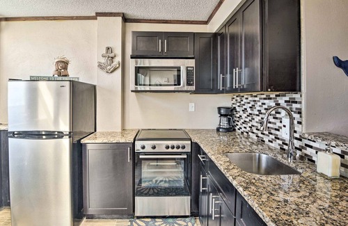 East Daytona Apartamento | Oceanfront Daytona Beach Condo w/ New Pool!
