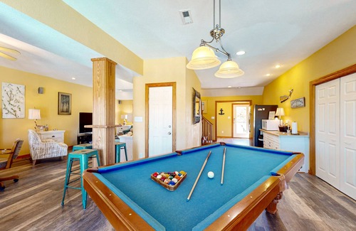 Waves Casa | Oceanfront, dog-friendly house with private hot tub, pool, AC, & lovely views