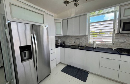 Arroyo Casa | Oceanfront Escape, Hammocks, Walk to Boardwalk