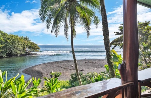 Kapoho Casa | Oceanfront Estate: The Honolii Hale