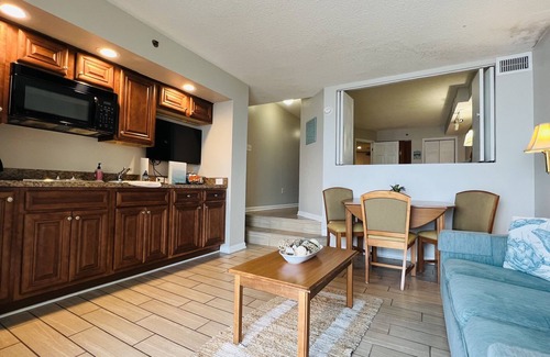 Windy Hill Complejo | Oceanfront Family-Friendly Resort in Prime North Myrtle Beach Location!