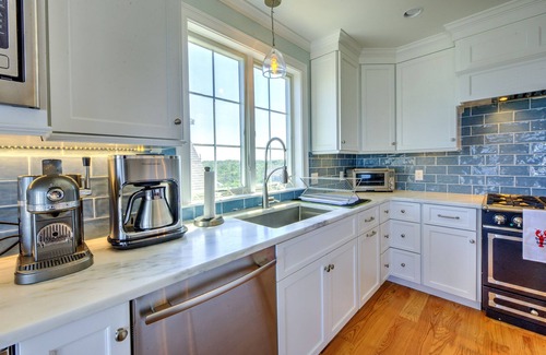 East Sandwich Casa | OCEANFRONT! Fabulous new construction with Central AC at East Sandwich Beach
