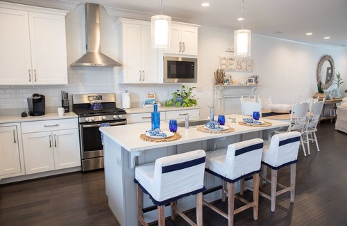 Northeast Virginia Beach Casa | * NUEVO * Retiro de lujo en la playa - 3 cuadras de Beach & Convention Ctr - Heart of ViBe