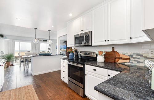 Santa Ana Heights Casa | Oceanfront Family-Friendly Newport Beach Duplex