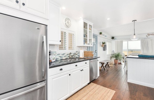 Santa Ana Heights Casa | Oceanfront Family-Friendly Newport Beach Duplex