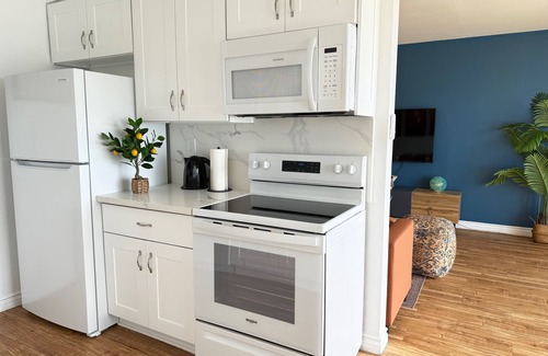 South Redondo Apartamento | Oceanfront Getaway - Parking - Stunning Views
