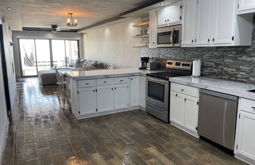 Laguna Shores Condominio | Oceanfront ground level condo on a Private Beach in a lovely resort!