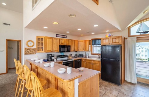 Salvo Casa | Oceanfront home in Salvo w/ Private Pool & Game Room
