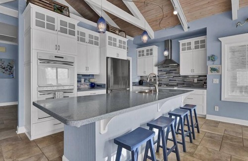 North Carolina Coast Casa | Oceanfront Beach Home w Private Pool & Elevators