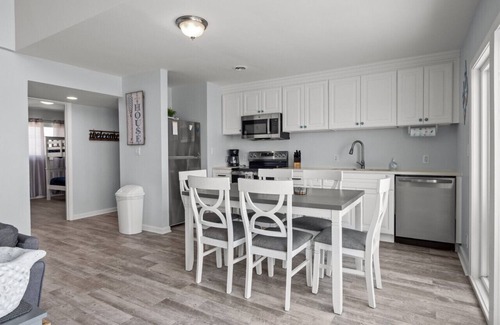 Emerald Isle Casa | OCEANFRONT home with breathtaking views, East!