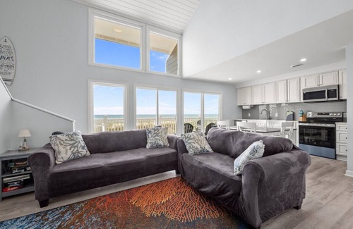 Emerald Isle Casa | Oceanfront home with breathtaking views, West!