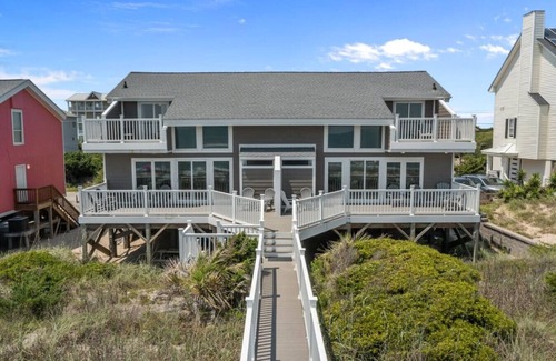 Emerald Isle Casa | Oceanfront home with breathtaking views, West!