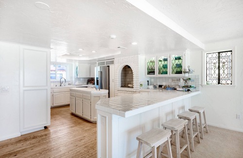 Hollywood Beach Casa | Oceanfront Home with Giant Picture Windows, Gas Fireplace, and Free WiFi
