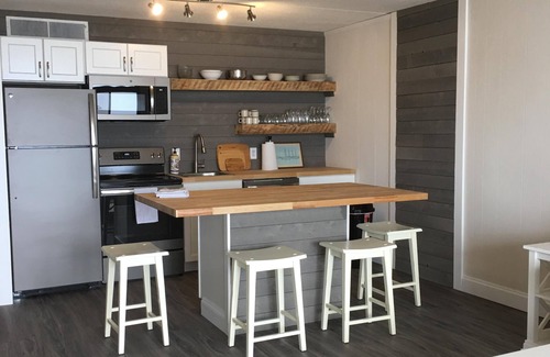 North Ocean City Condominio | Frente al mar, gran balcón, nueva remodelación 2018 en North Ocean City