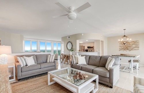 Fernandina Beach Condominio | Oceanfront | Incredible Intracoastal and Atlantic Views | Totally Remodeled Sea Dunes Penthouse