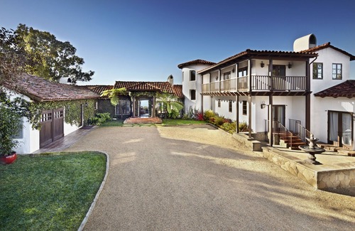 Las Positas Casa | Oceanfront Luxury - Heated Pool - PRIVATE BEACH STAIRWAY
