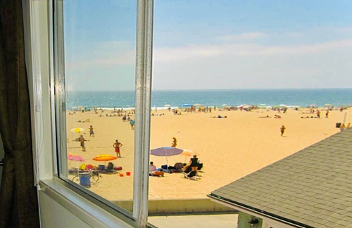 Hermosa Beach Condominio | Increíble casa frente al mar en THE STRAND, ¡vive la buena vida, ahora!