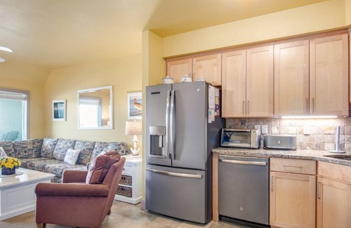 Kill Devil Hills Condominio | OCEANFRONT OASIS - perfect pet friendly OBX getaway