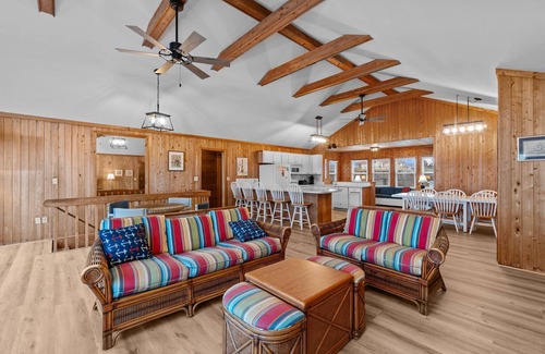 Carolina Dunes Casa | Oceanfront oasis with direct beach access and private walkway