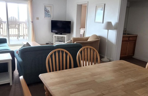 Rodanthe Condominio | Oceanfront OBX Condo - mid-August Full Week Rental (sleeps 6)