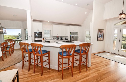 Southern Shores Casa | OCEANFRONT, Ocean Views, Private Pool, Hot Tub, SS10, The Russell Cottage
