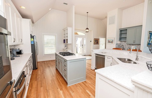 Southern Shores Casa | OCEANFRONT, Ocean Views, Private Pool, Hot Tub, SS10, The Russell Cottage