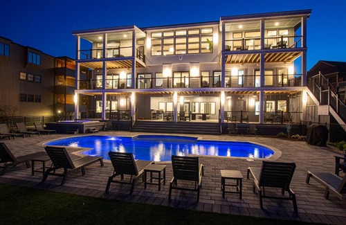 Duck Casa | OCEANFRONT, Ocean Views, ELEV, Private Pool, Poolside Bar, DB4, True at First Light