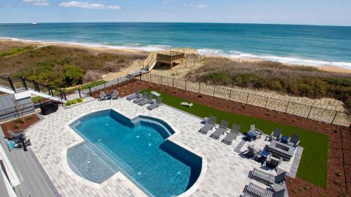 Duck Casa | OCEANFRONT, Ocean Views, ELEV, Private Pool, Poolside Bar, DB4, True at First Light