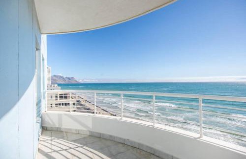 Strand Apartamento | Oceanfront Panoramic Beach View