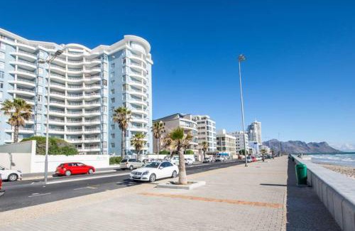 Strand Apartamento | Oceanfront Panoramic Beach View