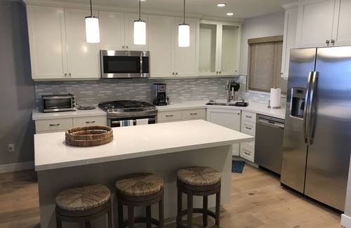 Solana Beach Condominio | Paraíso frente al mar recientemente renovado con vistas despejadas al mar