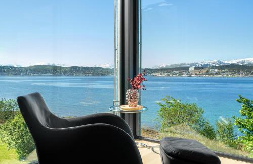 Tromso Apartamento | Oceanfront penthouse duplex wamazing view!