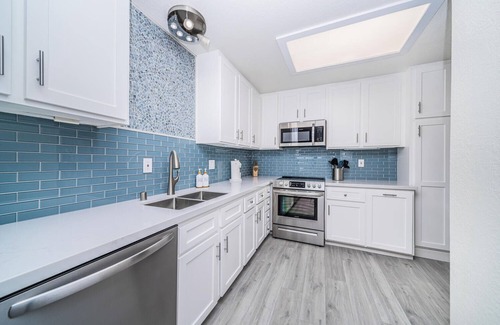 South Mission Beach Casa | Oceanfront * Penthouse * Views Galore * Pets OK!