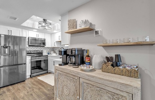 Orange Beach Condominio | Oceanfront+Pool+Coffee Bar+Balcony+Arcade+WIFI+Fitness Room